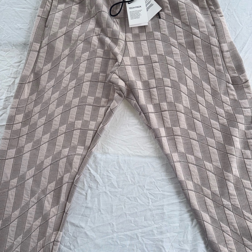 Nike Tech Pack Standard Fit pants NWT